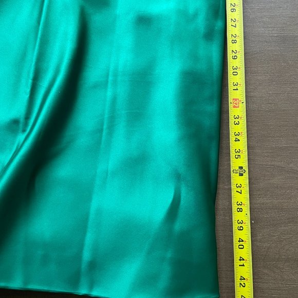 SHERRI HILL Emerald Green Long 2 Piece Prom Dress with Beaded Waist, Size 6 Prom